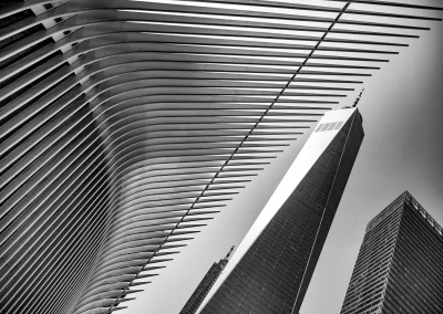 One World Trade Center New York Schwarz-Weiß mit moderner Architektur